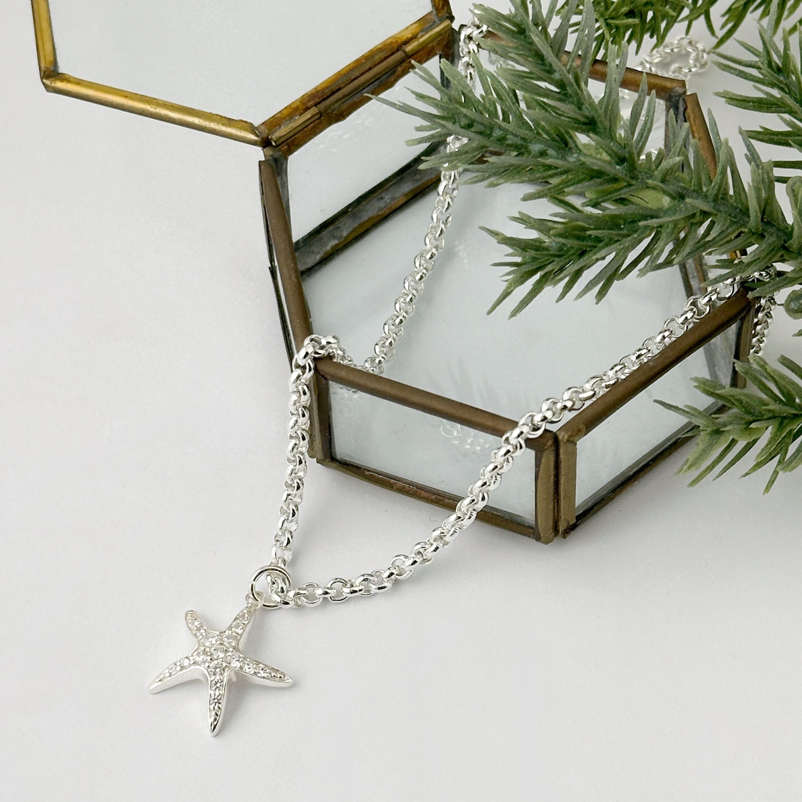 ゴージャス スターフィッシュ ネックレス リトルラグーン鎌倉