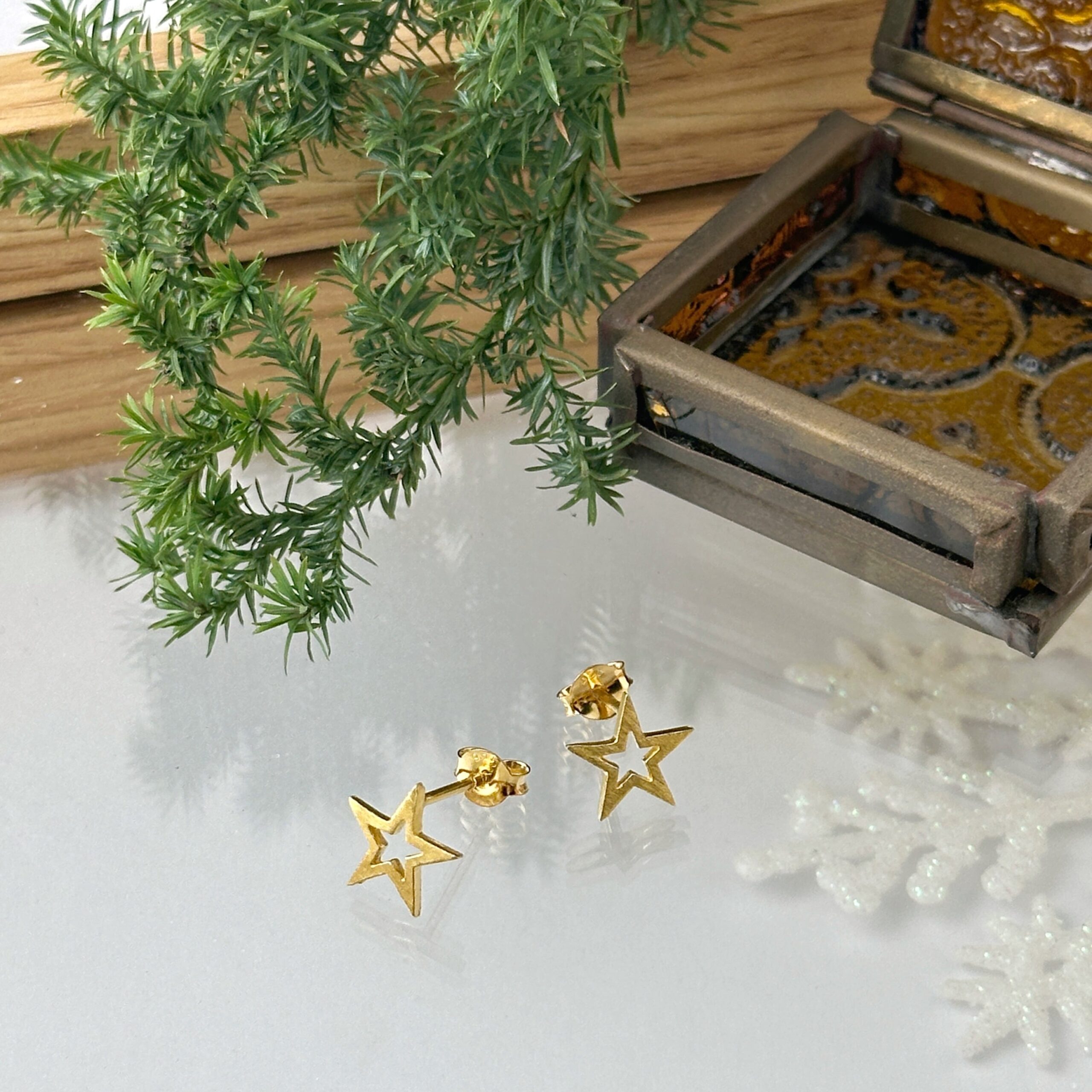 Gold Coating スター くりぬき スタッドピアス リトルラグーン鎌倉