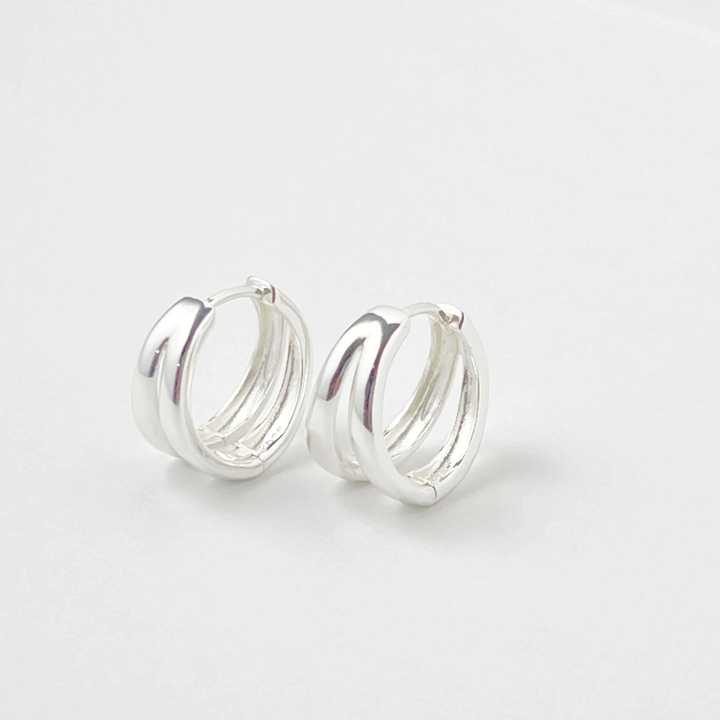 カチッと ダブルフープ Silver　リトルラグーン鎌倉