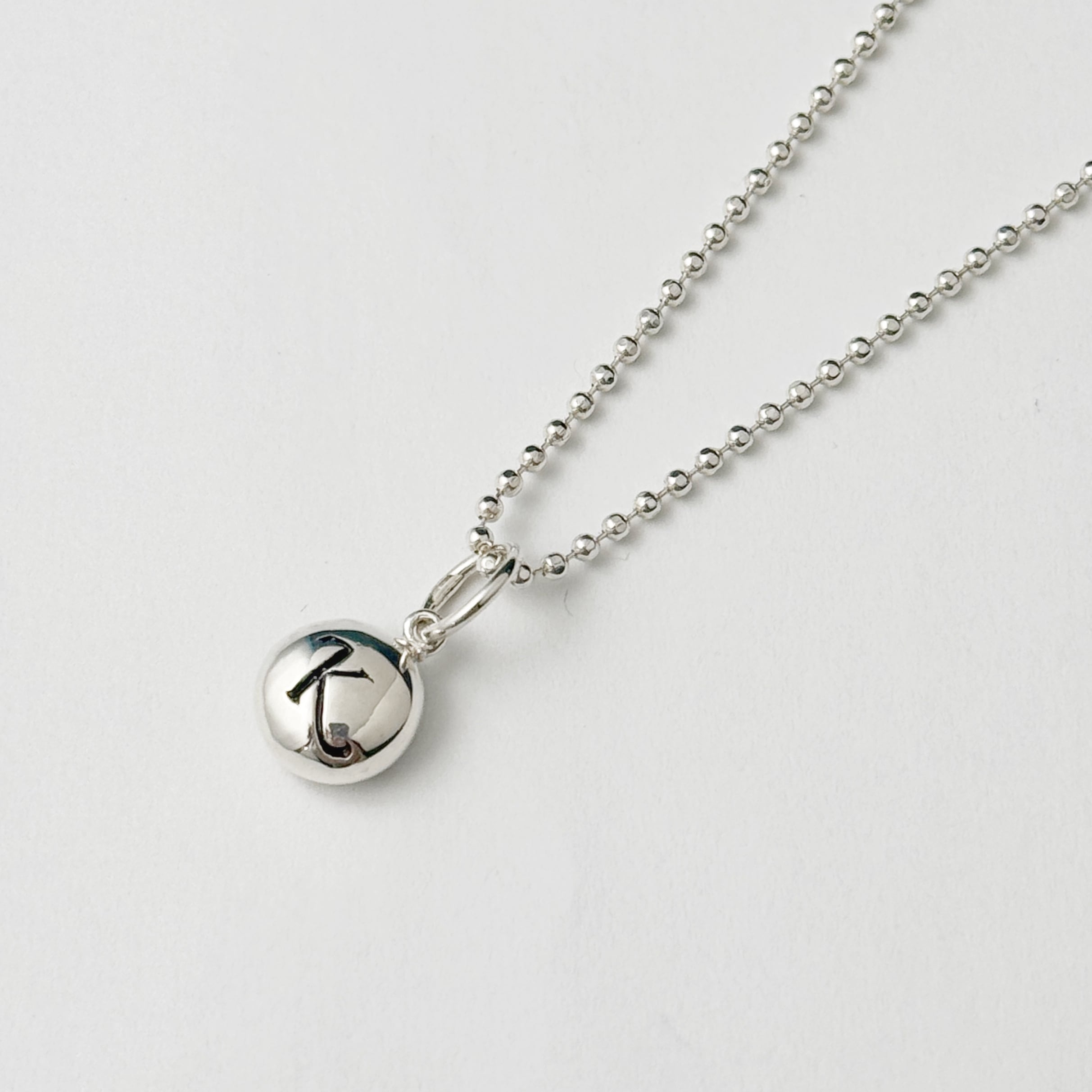 Lagoon Original ラウンド イニシャル ペンダント TOP　リトルラグーン鎌倉