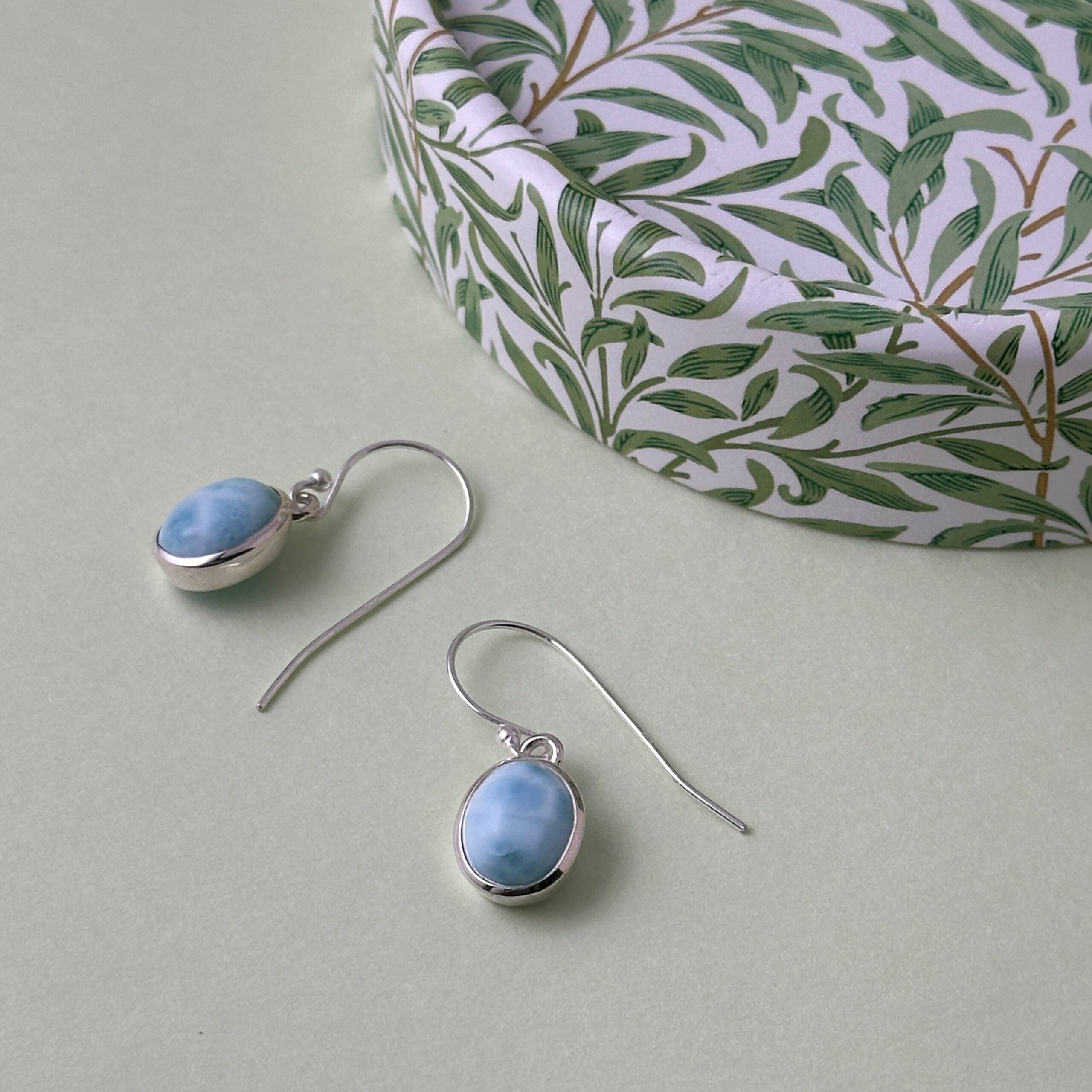 ラリマー オーバル型 フック ピアス リトルラグーン鎌倉