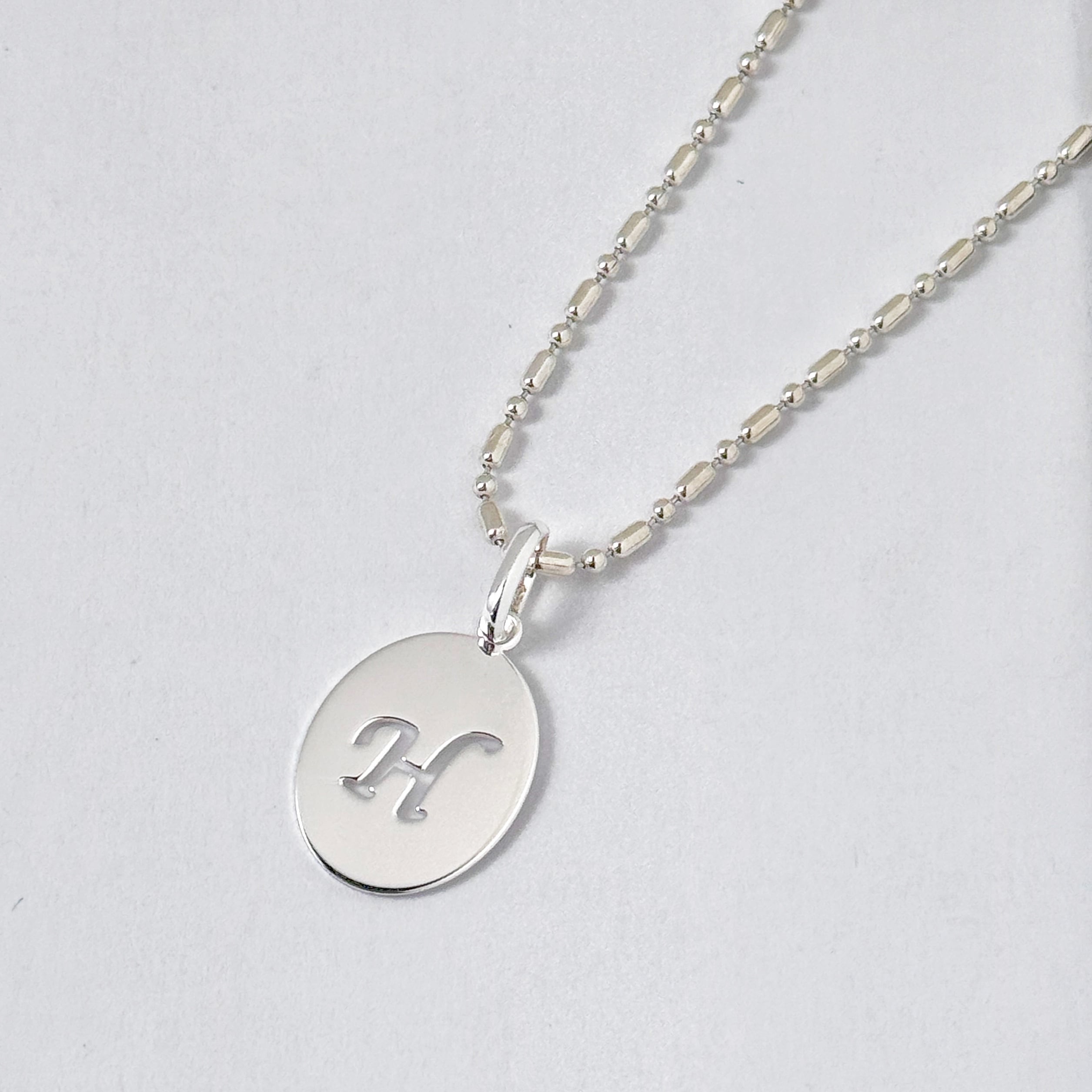 Lagoon Original プレート イニシャル ネックレス　リトルラグーン鎌倉