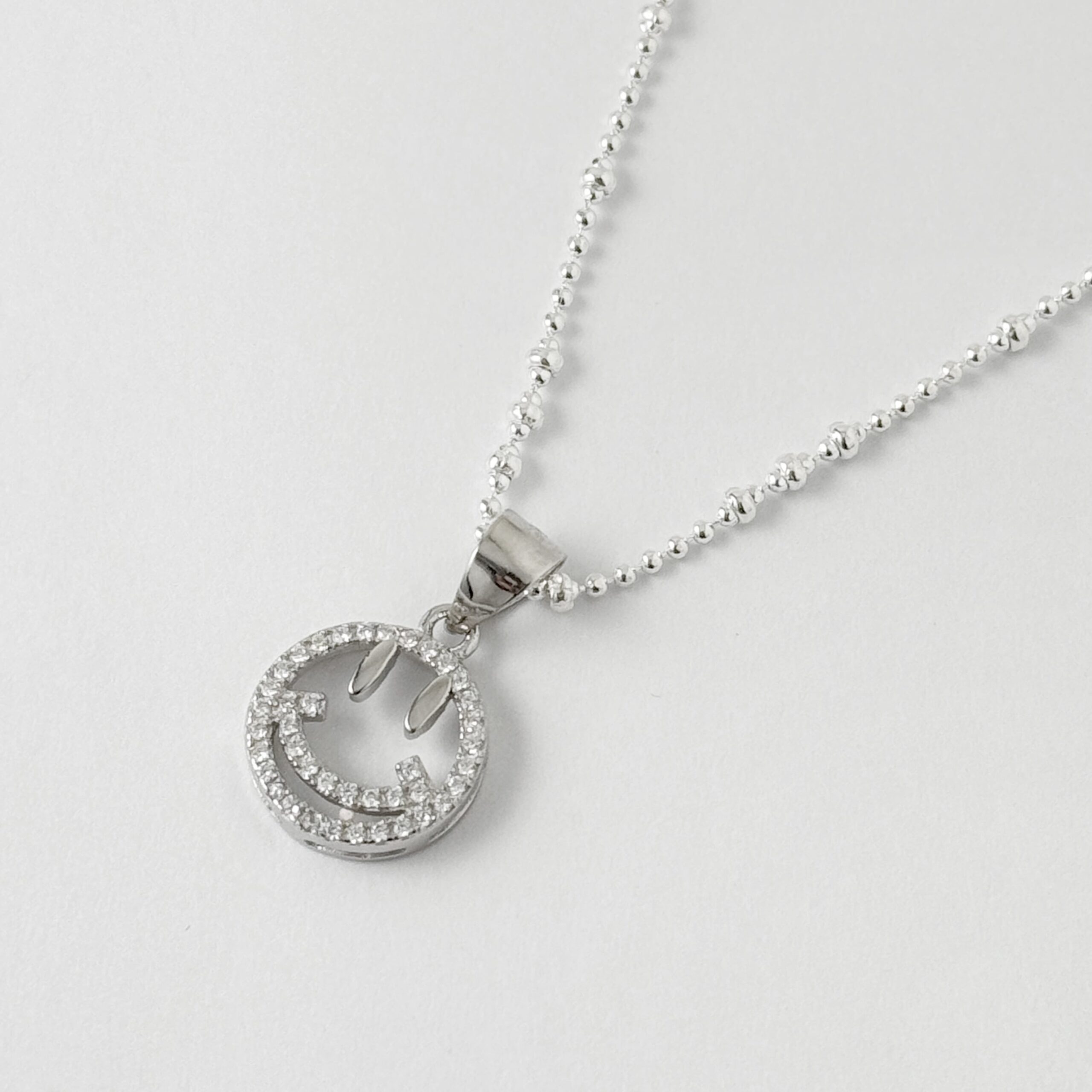 スマイルジルコニアペンダント　リトルラグーン鎌倉