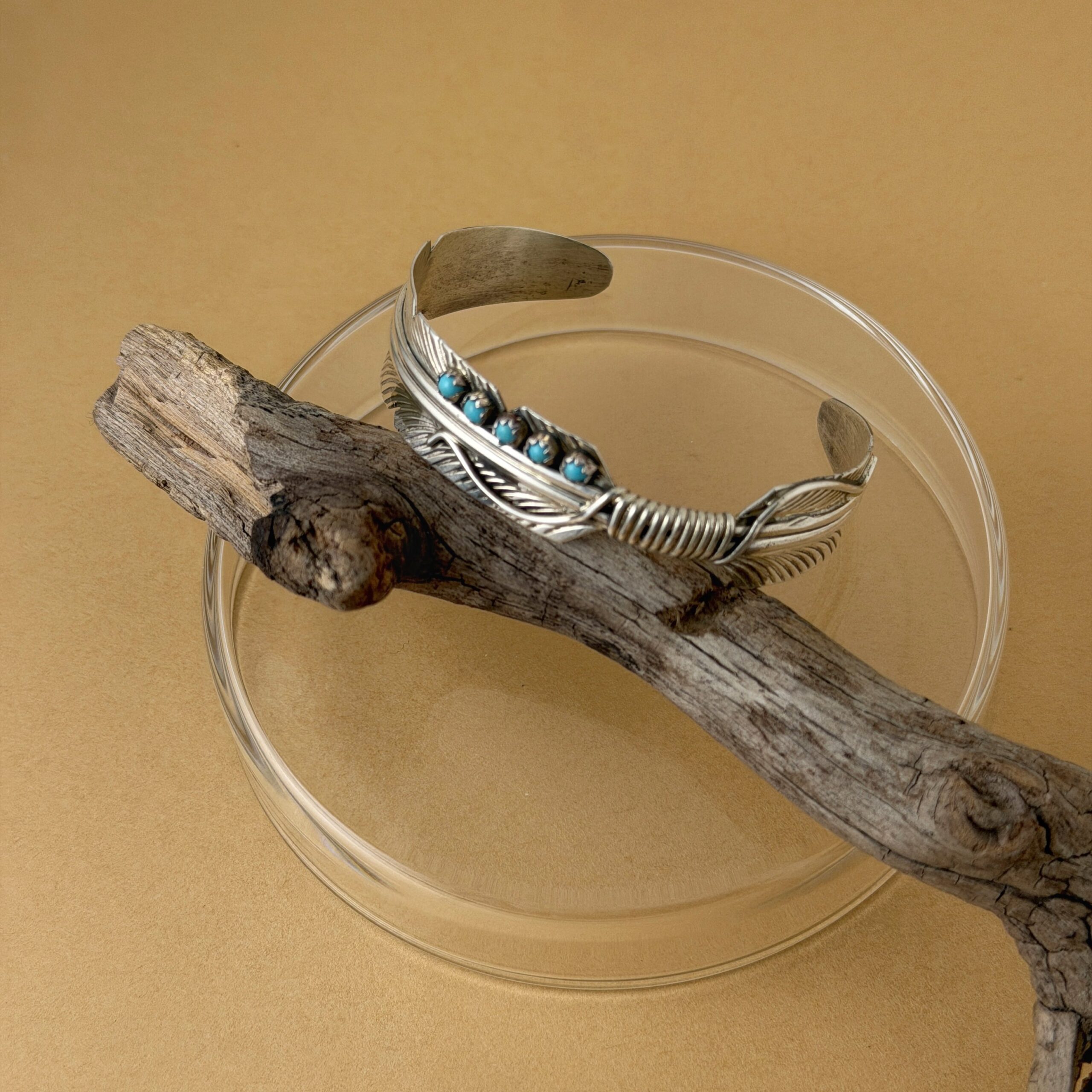 《Indian Jewerly》 フェザーデザイン ターコイズバングル　リトルラグーン鎌倉